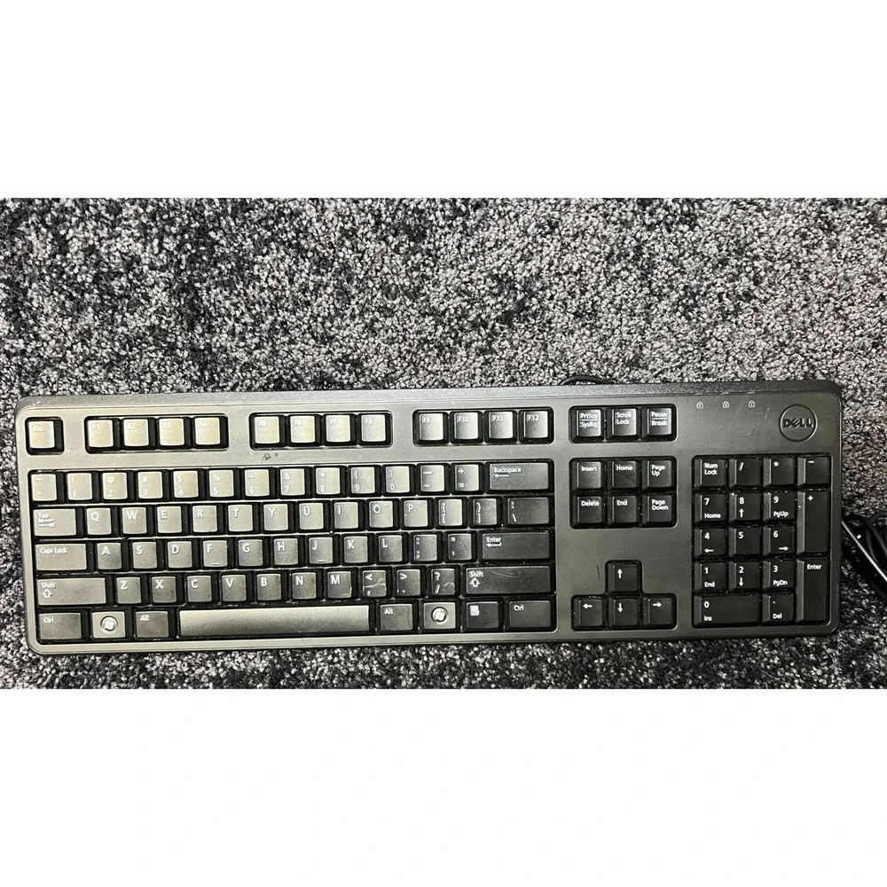 Dell Wired Keyboard KB4021 - Used Tested Working - has‎ both feet